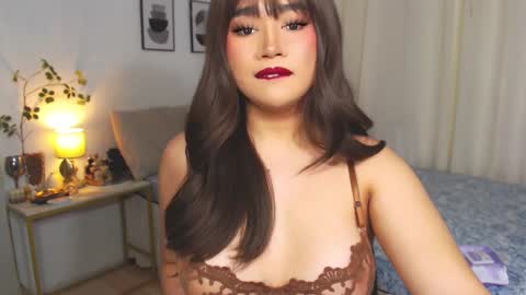 Snapshot of dreamgirlheaven chatting on January 2025 06:49:02 AM Heaven online show from January 2025 06:49:02 AM