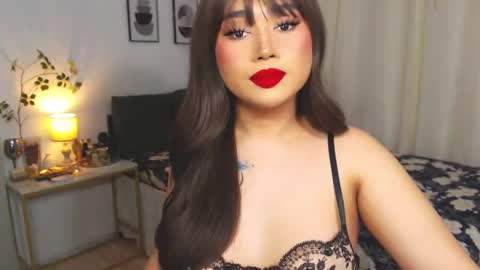 Snapshot of dreamgirlheaven chatting on January 2025 06:46:01 AM Heaven online show from January 2025 06:46:01 AM