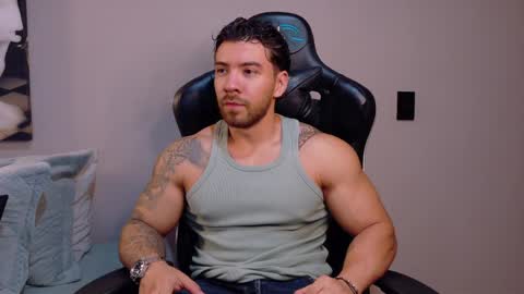 Snapshot of dreammr1 chatting on June 2026 01:01:02 AM cris online show from June 2026 01:01:02 AM