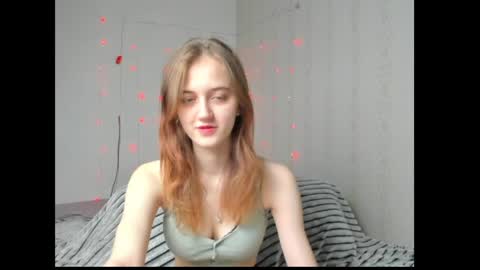 Snapshot of dreamy_pollyyy chatting on April 2026 04:12:02 PM dreamy_pollyyy online show from April 2026 04:12:02 PM