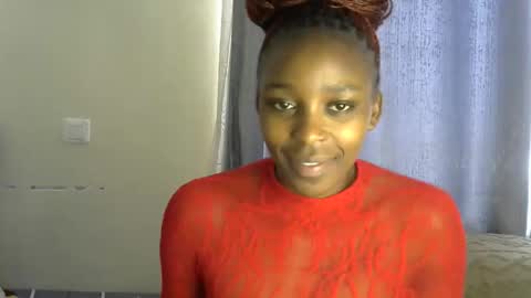 dreamy_queen online show from April 2026 10:19:02 AM