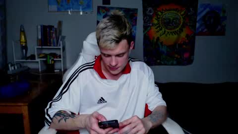 Snapshot of dreamyadam chatting on April 2026 03:31:02 PM Adam Dream online show from April 2026 03:31:02 PM