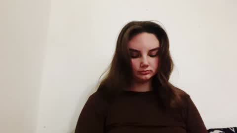 Snapshot of dreamyblushfairy chatting on December 2024 07:21:01 AM Mila online show from December 2024 07:21:01 AM