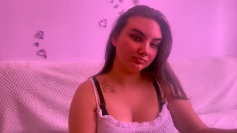 Snapshot of dreamyblushfairy chatting on March 2025 10:37:02 AM Mila online show from March 2025 10:37:02 AM