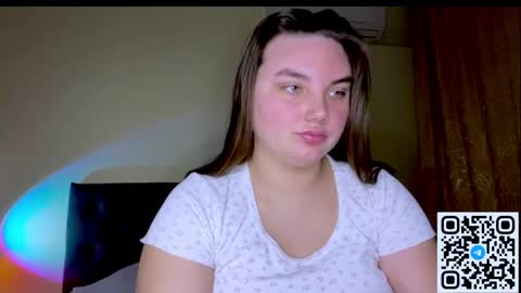 Snapshot of dreamyblushfairy chatting on March 2026 07:53:01 PM Mila online show from March 2026 07:53:01 PM