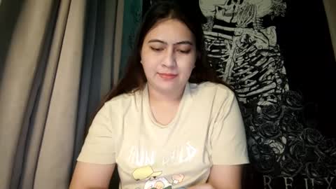 Snapshot of dreamycreamyst chatting on February 2025 12:17:02 PM dreamycreamyst online show from February 2025 12:17:02 PM