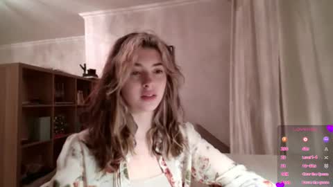 Dia online show from March 2026 03:08:01 PM