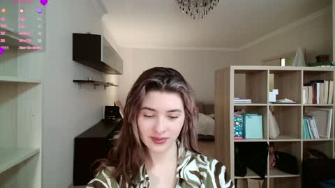 Dia online show from April 2026 11:10:01 AM