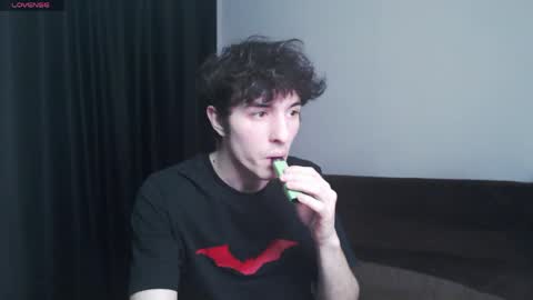 Snapshot of dress_air chatting on April 2026 07:08:02 PM Air online show from April 2026 07:08:02 PM