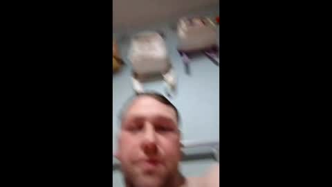 drewk423258 online show from January 2026 02:32:01 PM