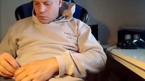 Snapshot of drijn3 chatting on September 2025 04:10:02 PM drijn3 online show from September 2025 04:10:02 PM