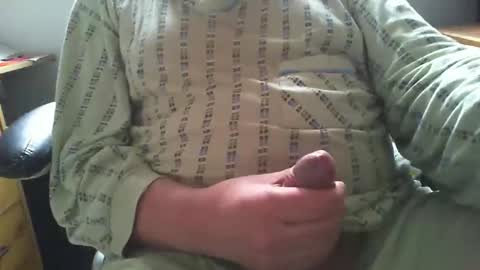 Snapshot of drilledragon chatting on February 2026 09:15:01 AM drilledragon online show from February 2026 09:15:01 AM