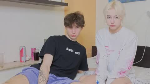 Snapshot of drinklinov chatting on April 2026 11:43:02 PM Mark online show from April 2026 11:43:02 PM