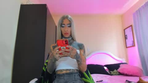 drippyorlove online show from February 2025 05:28:01 PM