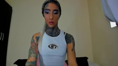 drippyorlove online show from March 2025 10:28:02 PM