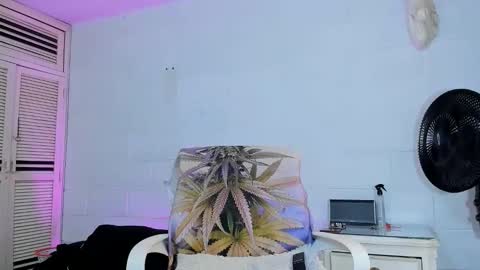 drippyorlove online show from March 2026 06:45:02 PM