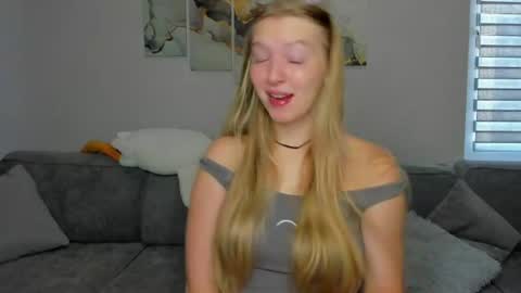 Snapshot of drivecrazy chatting on August 2026 07:29:01 AM Hanna online show from August 2026 07:29:01 AM