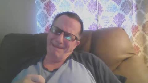 drthick1224 online show from November 2025 04:40:02 PM