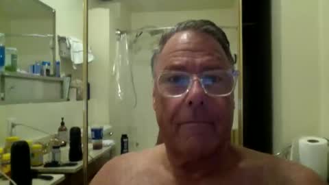 drummersrock92118 online show from April 2026 06:03:02 AM