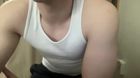 Snapshot of drveucrzy chatting on April 2026 10:48:02 PM driveucrzy online show from April 2026 10:48:02 PM