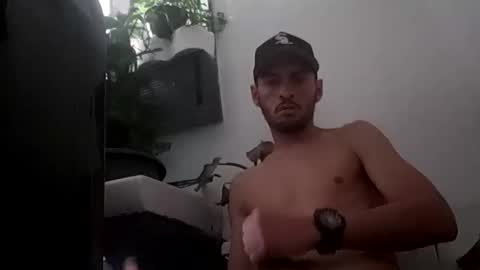 Snapshot of duane_trill013 chatting on February 2026 10:37:01 PM duane_trill013 online show from February 2026 10:37:01 PM