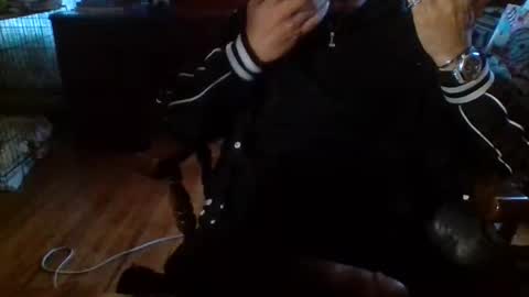 Snapshot of dubz07 chatting on March 2026 09:40:01 PM dubz07 online show from March 2026 09:40:01 PM