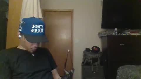 Snapshot of dubz07 chatting on April 2026 03:18:02 AM dubz07 online show from April 2026 03:18:02 AM