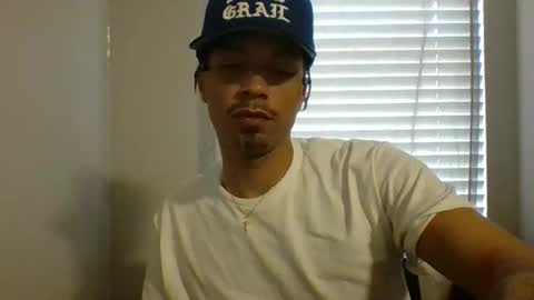 Snapshot of dubz07 chatting on April 2026 10:30:02 PM dubz07 online show from April 2026 10:30:02 PM