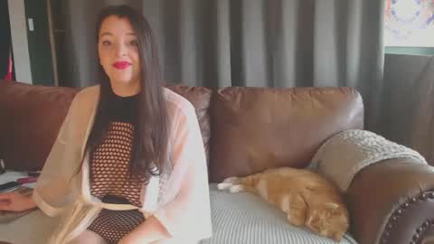 Snapshot of duckman162 chatting on March 2025 09:18:02 PM Duckman and Rose online show from March 2025 09:18:02 PM