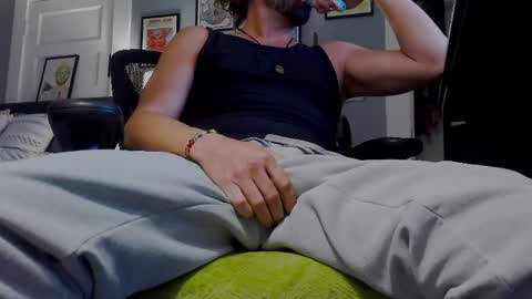 Snapshot of dude_b_horny chatting on April 2026 02:03:02 PM Oliver online show from April 2026 02:03:02 PM