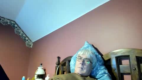 Doug online show from November 2025 01:37:01 AM