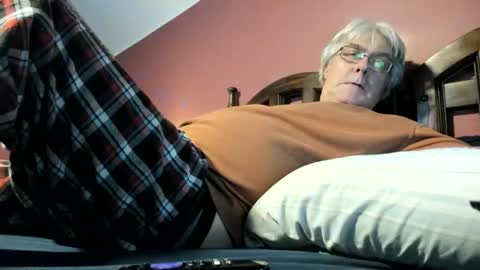 Snapshot of dug38 chatting on March 2026 02:50:01 AM Doug online show from March 2026 02:50:01 AM