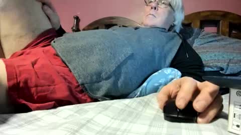 Snapshot of dug38 chatting on April 2026 01:16:02 AM Doug online show from April 2026 01:16:02 AM