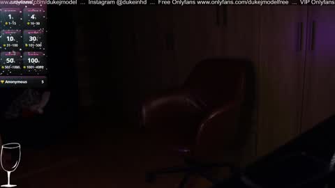 Snapshot of duke_j chatting on January 2025 11:24:01 PM DUKE J online show from January 2025 11:24:01 PM