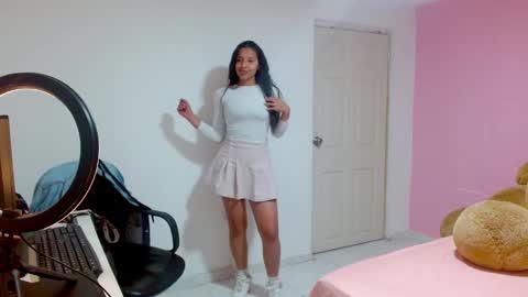 dulce1609 online show from March 2025 08:00:01 PM