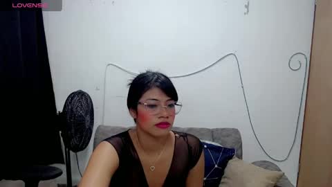 dulce2415 online show from June 2026 01:46:02 PM