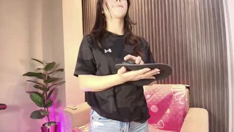 dulce__fiore07 online show from September 2025 12:38:02 PM