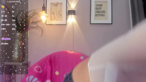 dulce__fiore07 online show from October 2025 01:18:02 PM