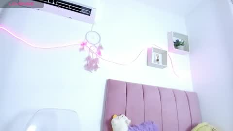 dulce online show from February 2026 07:59:02 PM