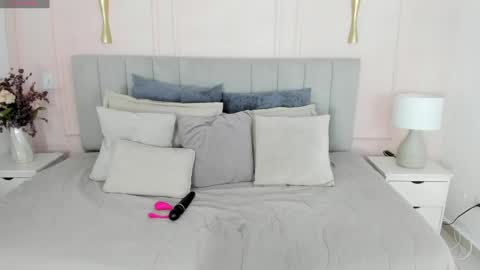 Snapshot of dulce_emi_ chatting on April 2026 11:59:01 AM Emi online show from April 2026 11:59:01 AM