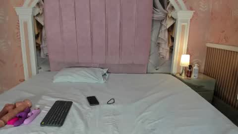 Dulce online show from March 2026 12:12:02 PM