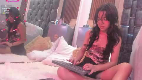 Snapshot of dulce_glamor_ chatting on June 2026 12:20:01 PM Dulce online show from June 2026 12:20:01 PM