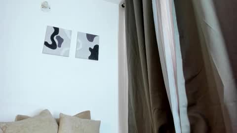 Snapshot of dulce_melodia chatting on March 2026 06:33:01 PM dulce melodia online show from March 2026 06:33:01 PM