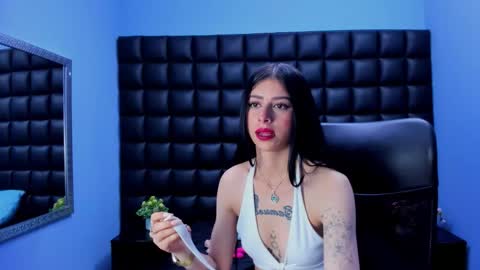 Snapshot of dulce_miiaa chatting on March 2026 05:52:01 PM dulce_miiaa online show from March 2026 05:52:01 PM