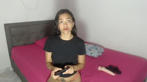 Snapshot of dulce_noir_ chatting on September 2025 02:56:02 AM Dulce Noir online show from September 2025 02:56:02 AM