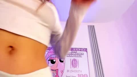 dulce_quintana online show from October 2025 11:19:02 AM