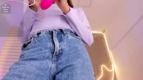 dulce_quintana online show from December 2025 12:31:02 PM