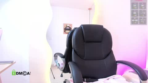 Dulce  online show from April 2026 12:01:01 PM