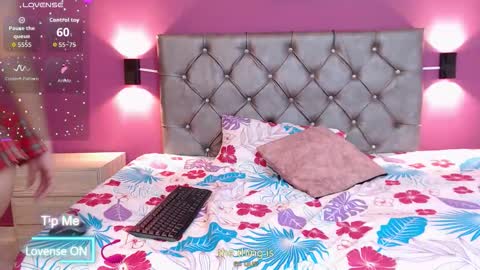 Dulcee Miia  online show from February 2026 02:31:02 PM