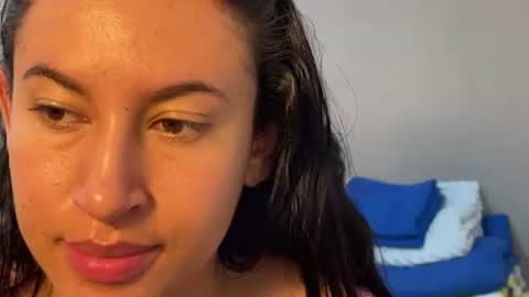 dulceizzy online show from April 2026 12:16:02 PM